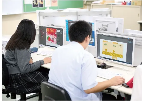 PhotoshopやIllustratorも学べる